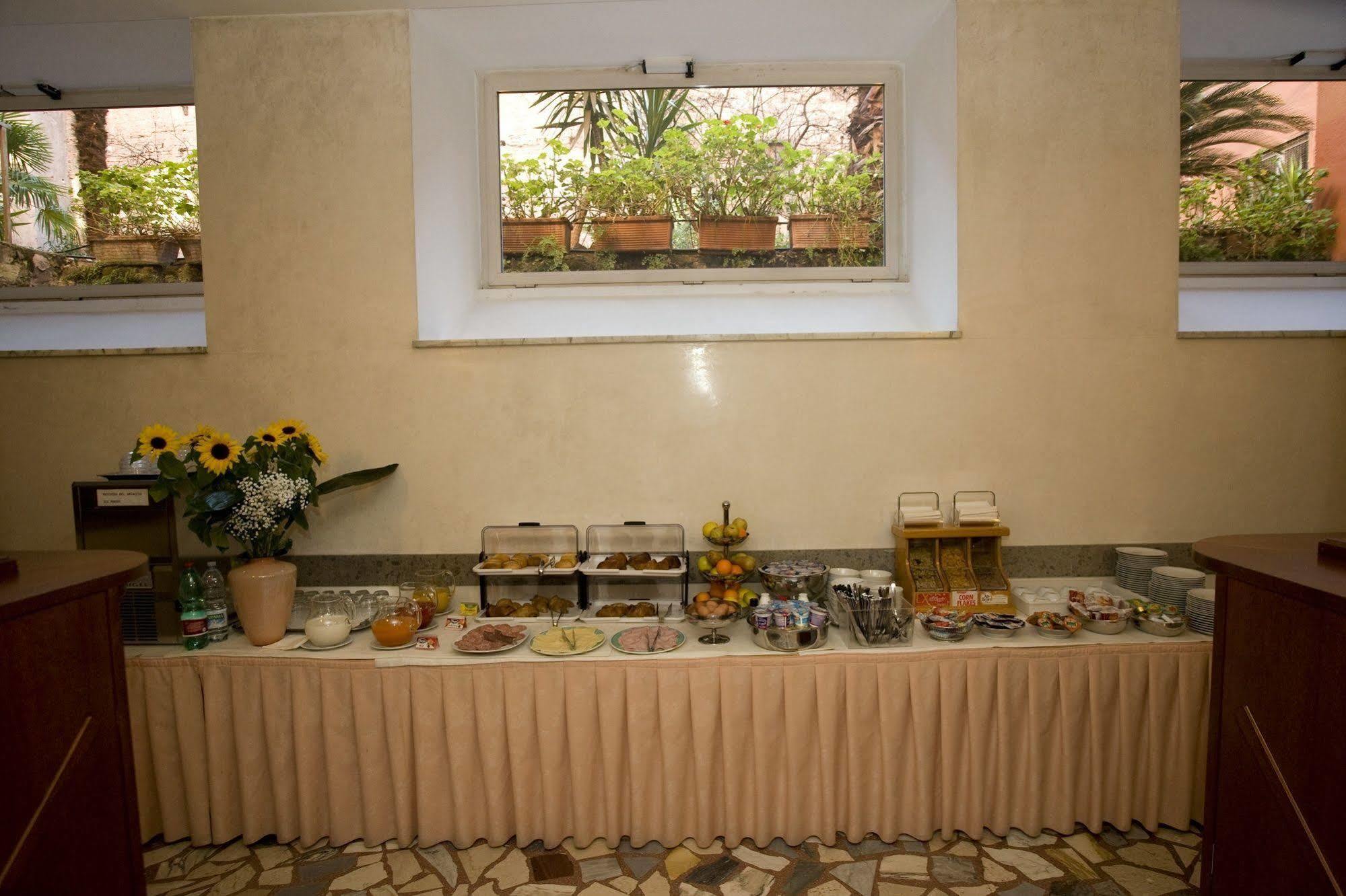Hotel Domus Aventina Rome Exterior photo