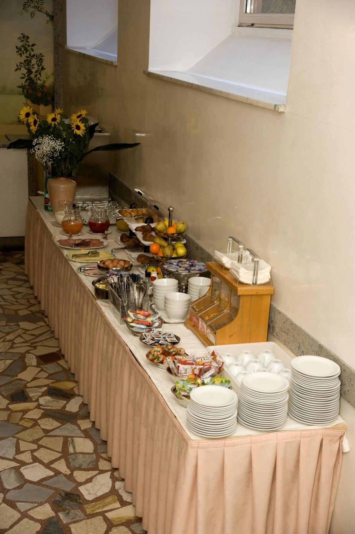 Hotel Domus Aventina Rome Exterior photo